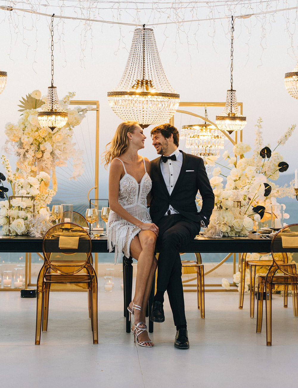 https://reservations.esme-events.com/wp-content/uploads/2023/08/El-Viento-Santorini-wedding.jpg