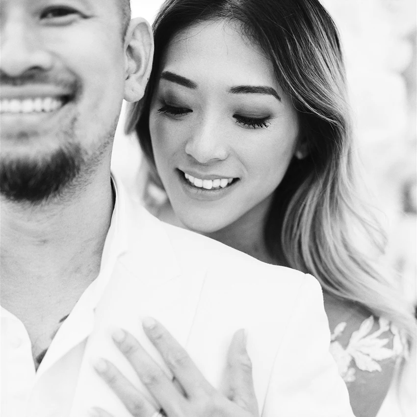 https://reservations.esme-events.com/wp-content/uploads/2023/08/couple.webp